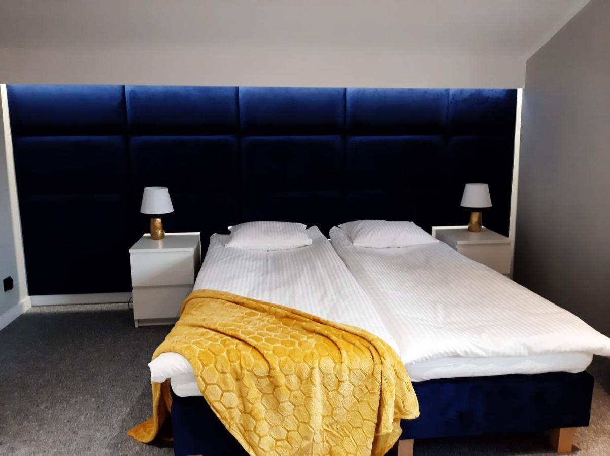 Apartament Willa Pod Sosnami Zator Przeciszow Extérieur photo