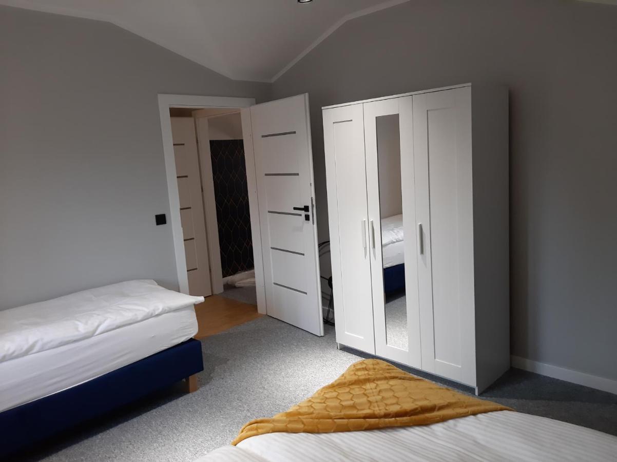 Apartament Willa Pod Sosnami Zator Przeciszow Extérieur photo