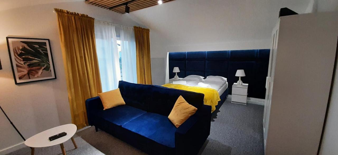 Apartament Willa Pod Sosnami Zator Przeciszow Extérieur photo